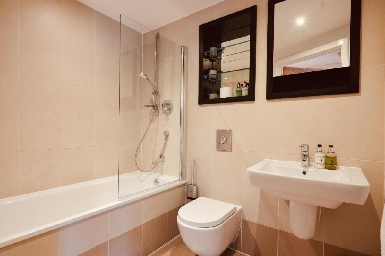 Deluxe City Apt, Beautiful River View,Free Parking No Balcony 利兹 外观 照片